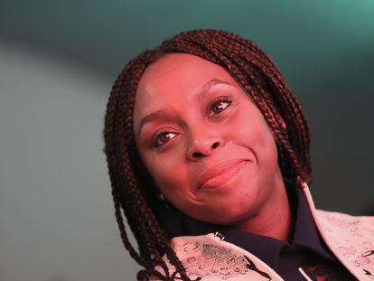 La escritora Chimamanda Ngozie Adichie.