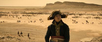 Joaquin Phoenix como Bonaparte en Egipto. 