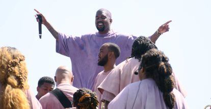 Kanye West oficia su Servicio de Domingo en el festival de Coachella 2019, en Los Ángeles.