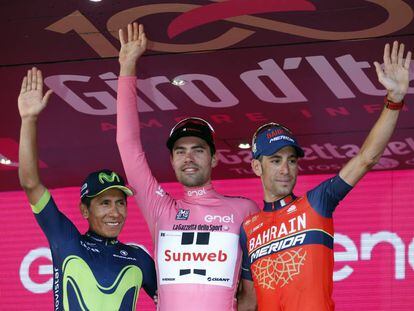 Nairo, Dumoulin, y Nibali, de izquierda a derecha, el podio final del Giro 2017.