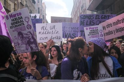 Según los datos aportados por Comisiones Obreras, la huelga feminista tuvo un seguimiento del 80% en la universidad.
