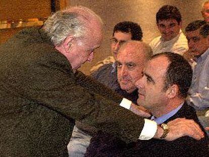 Xabier Arzalluz y Joseba Egibar, ayer en la asamblea del PNV celebrada en Bilbao.