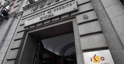 Fachada del edificio del ICO en Madrid.