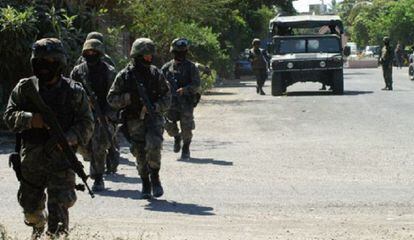 Militares durante un operativo en Coahuila, al norte de México.