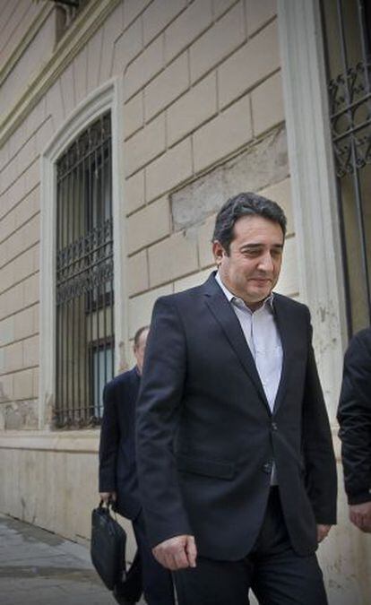 Bustos, tras dimitir en marzo como alcalde de Sabadell.