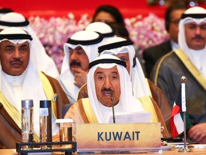 El emir de Kuwait, Sheikh Sabah al Ahmed al Jaber al Sabah, durante una reunión en Bangkok, en octubre de 2016.