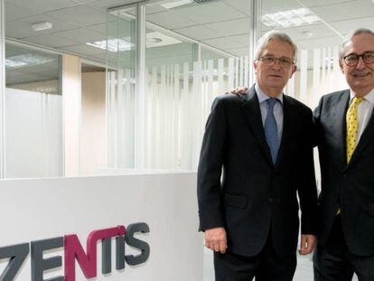 Guillermo Fernández-Vidal, presidente de Ezentis, y Luis Solana, su antecesor.