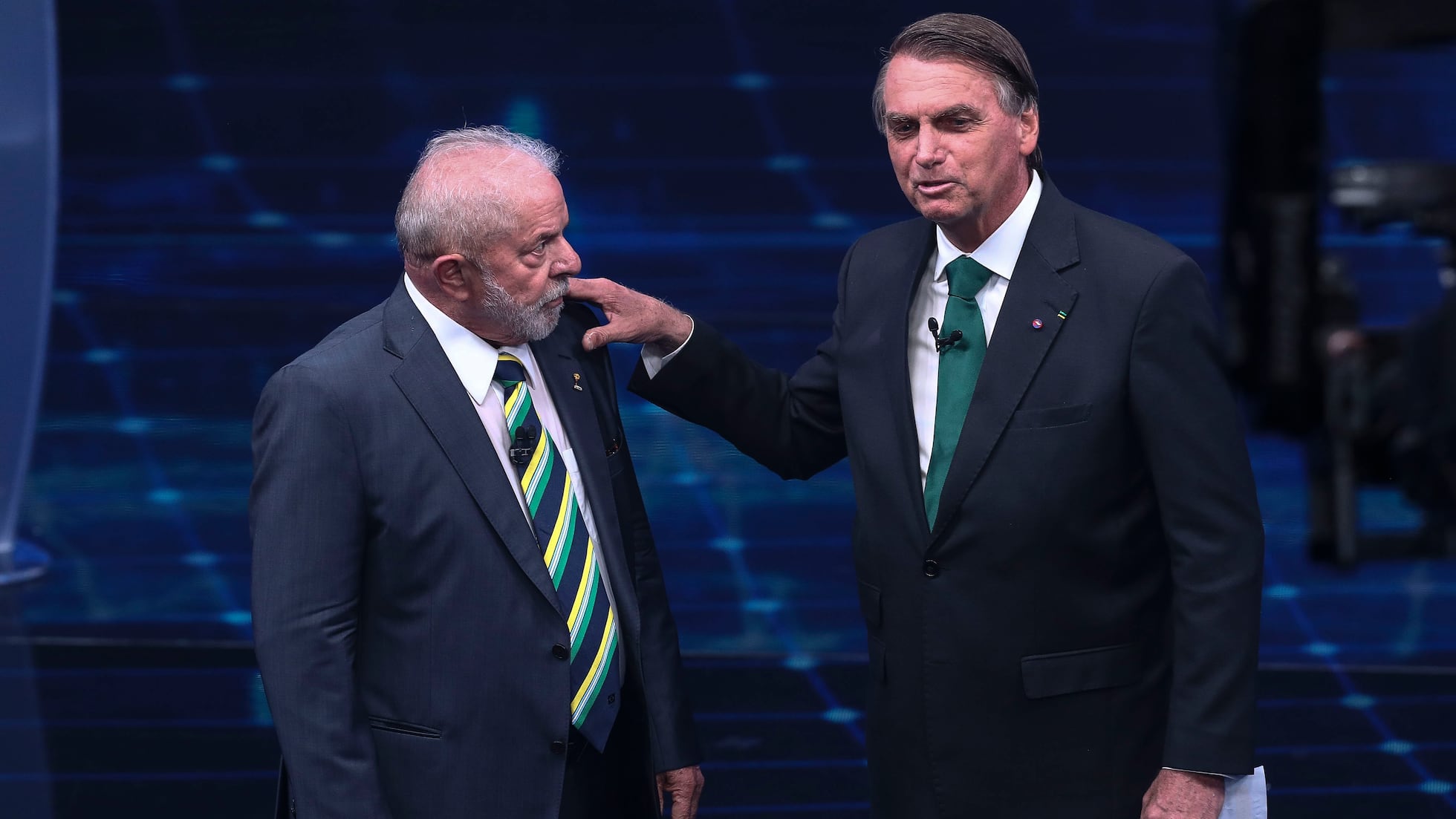 Lula y Bolsonaro chocan en un primer cara a cara sin vencedor claro |  Internacional | EL PAÍS