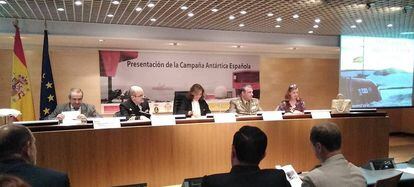Acto de presentación de la XXXI Campaña Antártica Española, celebrado el 31 de octubre de 2017 en Madrid, presidido por Carmen Vela.