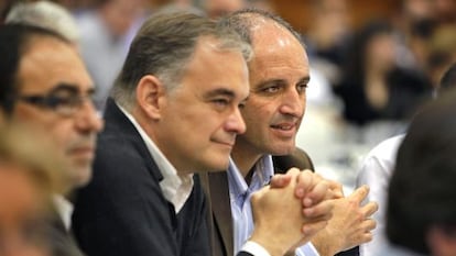 El expresidente de la Generalitat Francisco Camps con Esteban González Pons en una imagen de 2011.
