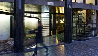 Edificio en el que viv&iacute;a Andrew Robert Levene en la avenida Pau Casals de Barcelona.