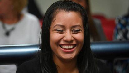 Evelyn Hernández, al ser absuelta del delito de homicidio tras haber abortado en El Salvador.