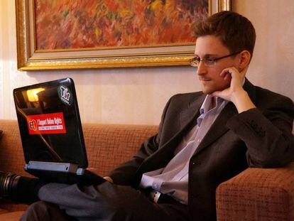 Edward Snowden, durante una entrevista en Moscú en 2013.