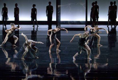 Imagen de 'Un réquiem alemán', con coreografía de Martin Schläpfer.
