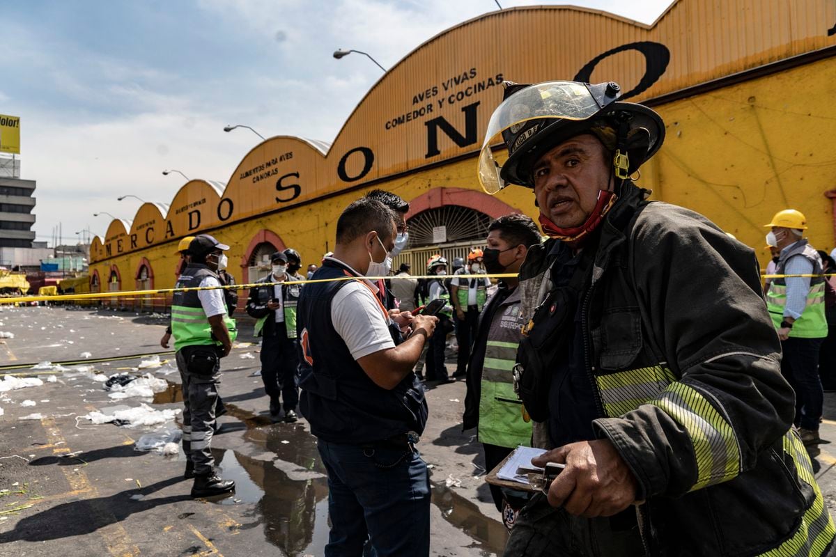 El incendio del mercado de Sonora: “Solo veíamos cortinas de humo, se hacía  imposible respirar” | EL PAÍS México