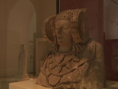 La Dama de Elche, en su vitrina en el Museo Arqueológico Nacional, en Madrid.