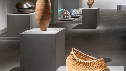 Exposición de los finalistas del Loewe Craft Prize 2022 en el Museo de Artesanía de Seúl (SeMoCA).