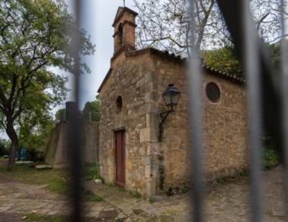 L'ermita de Santa Madrona es troba a Montjuïc entre el Palauet Albéniz i el MNAC.