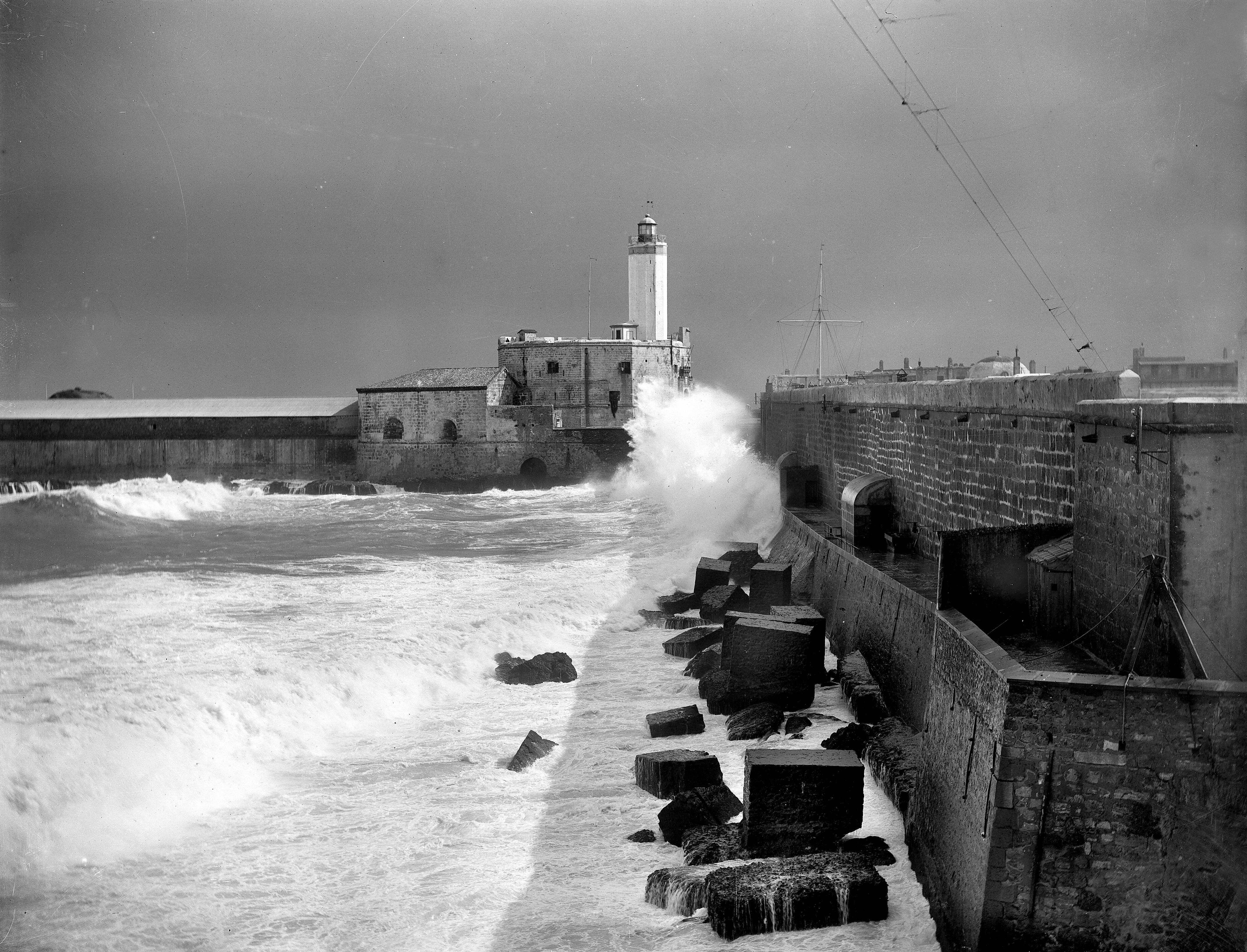 Faro del Marina, en Argel.