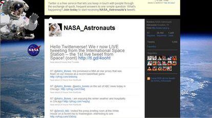 Imagen de la página <i>web</i> de Twitter en la que los astronautas de la ISS publican sus impresiones.