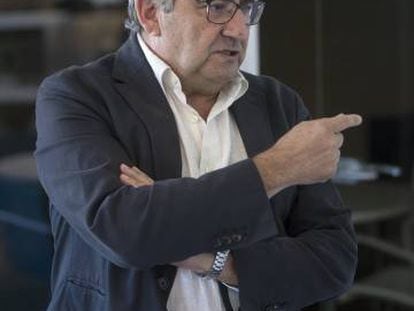 El magistrado José Ricardo de Prada en la redacción de EL PAÍS.
