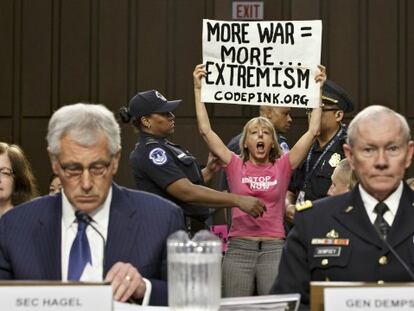 La comparecencia de Hagel y Dempsey fue interrumpida por protestas / Foto: AP | Vídeo: Reuters