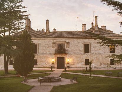 Fachada de La Posada de Pradorey, en Burgos.