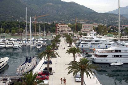 Puerto de recreo de Porto Montenegro, en Tivat (Montenegro).
