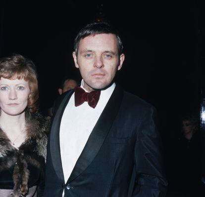 El actor Anthony Hopkins acude a los premios SF&TV (posteriormente llamados BAFTA) en el Royal Albert Hall in London. Era el año 1973.