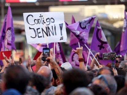 Una protesta contra Luis Rubiales y en apoyo de Jenni Hermoso, este lunes 28 en la Plaza de Callao de Madrid.