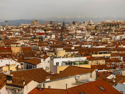 Vista de los tejados de Madrid desde el edificio de la Cadena SER en la Gran Vía.