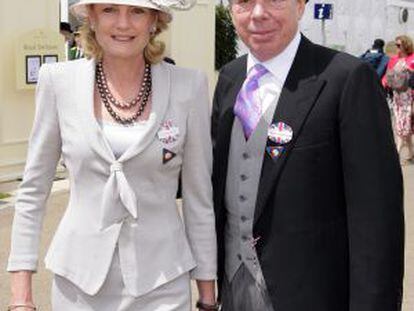 El matrimonio Madeleine y Andrew Lloyd Webber, en las carreras de Ascot (Inglaterra), el 23 de junio.