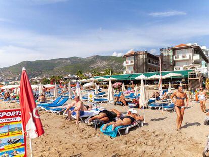 Playa de Antalya, la región turca reina del turismo. 