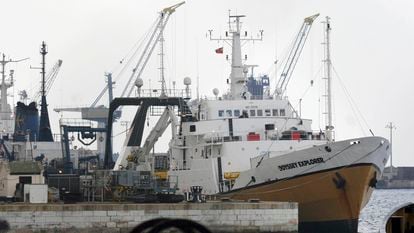 El buque 'Odyssey Explorer' de la empresa de exploración marina Odyssey, en el puerto de Gibraltar. en 2007