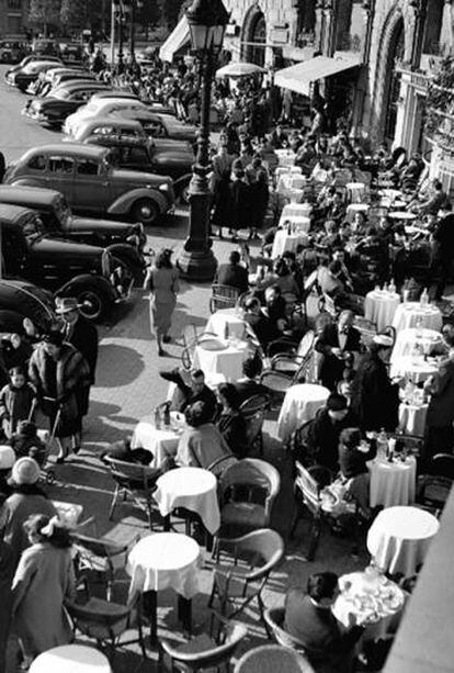Terrassa del Bar Sandor als anys 40-50.