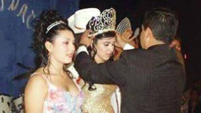 Emma Coronel fue nombrada reina de belleza durante un evento en el año 2006, en Durango, México.