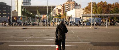 Huelga de taxis ayer en la estaci&oacute;n de Sants, Barcelona