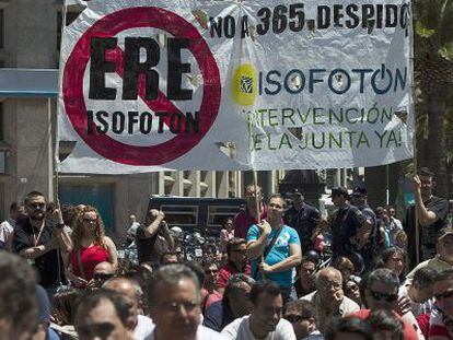 Protesta de trabajadores de Isofot&oacute;n en M&aacute;laga.