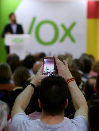 El líder de Vox Iván Espinosa de los Monteros, durante un mitin en febrero en Torrejón de Ardoz.