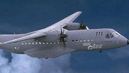Modelo de avión EADS CASA C-295 similar a los que figuran en el contrato de venta a Venezuela.