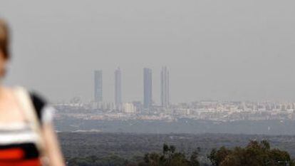 Nube de polvo africano sobre Madrid en una foto realizada desde Las Rozas. 