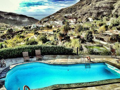La piscina de la casa rural en el Risco de Agaete.