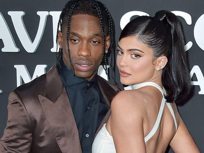 Travis Scott y Kylie Jenner, en el estreno del documental de Netflix sobre el rapero, el 27 de agosto de 2019 en Los Ángeles, California.