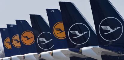 Aviones de Lufthansa aparcados en el aeropuerto Franz-Josef-Strauss de Múnich.