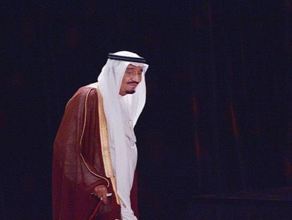 El nuevo rey de Arabia Saudí promete continuismo en su primer mensaje