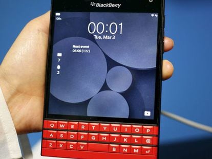 Una imagen de archivo de un Blackberry Passport.