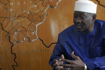 El presidente de Malí, Amadou Toumani Touré, durante una entrevista en Bamako en 2007.