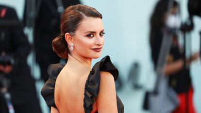 Penélope Cruz, en la alfombra roja del estreno de 'Madres Paralelas' en Venecia, el 1 de septiembre de 2021.