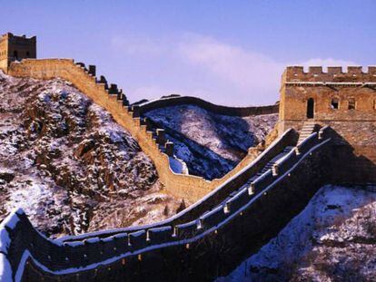 La Gran Muralla China es considerada patrimonio de la humanidad por Unesco.