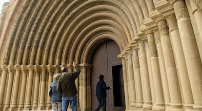 Portalada del monestir de Santa Maria de Sixena, a Osca.